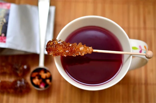 トマトの香りを楽しむ！葉っぱの食べ方と活用法